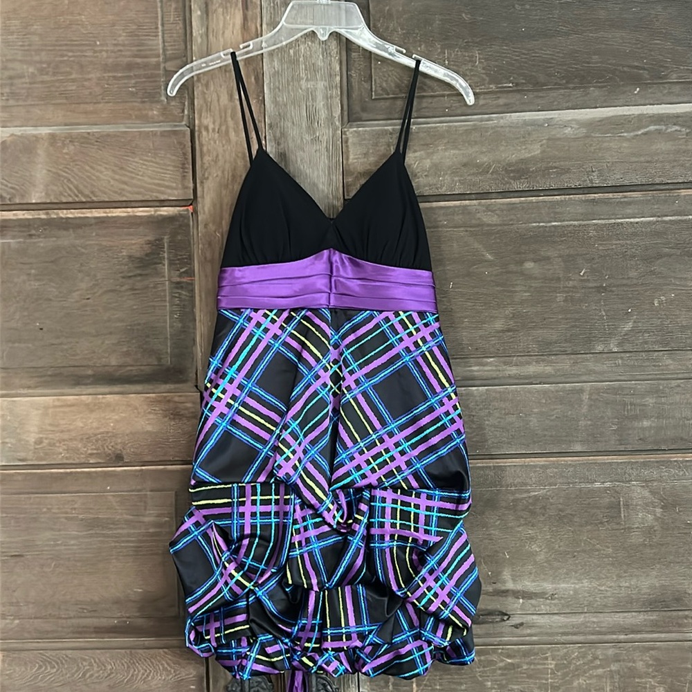 City Triangle Spagehtti Purple Black Multicolor Runched hem Dress Size‎ 11